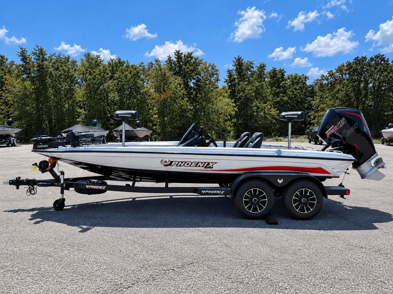 Slide: The Image of Phoenix Bass Boat 720 ZXL 2027 - 7
