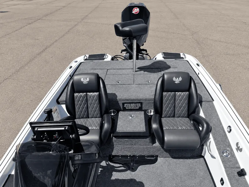 Slide: The Image of Phoenix Bass Boat 720 ZXL 2027 - 23