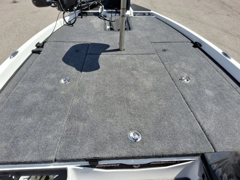 Slide: The Image of Phoenix Bass Boat 720 ZXL 2027 - 24