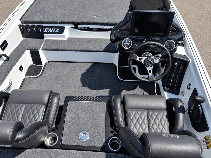 Slide: The Image of Phoenix Bass Boat 720 ZXL 2027 - 15