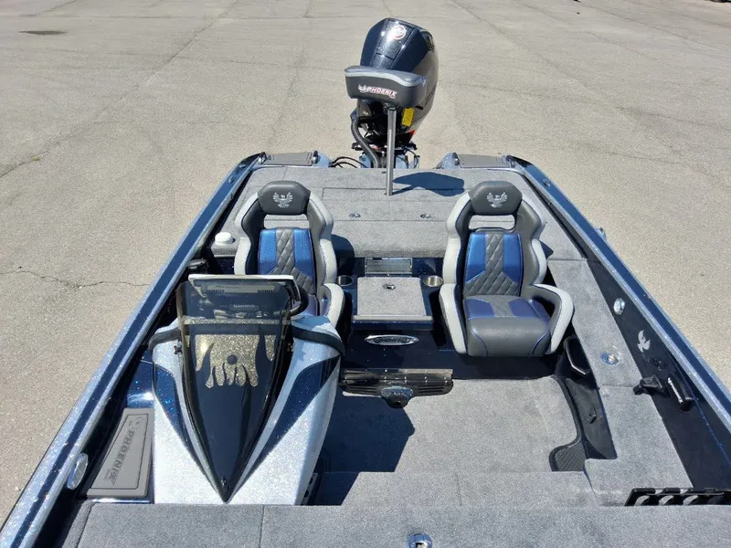 Slide: The Image of Phoenix Bass Boat 921 Elite X 2027 - 17