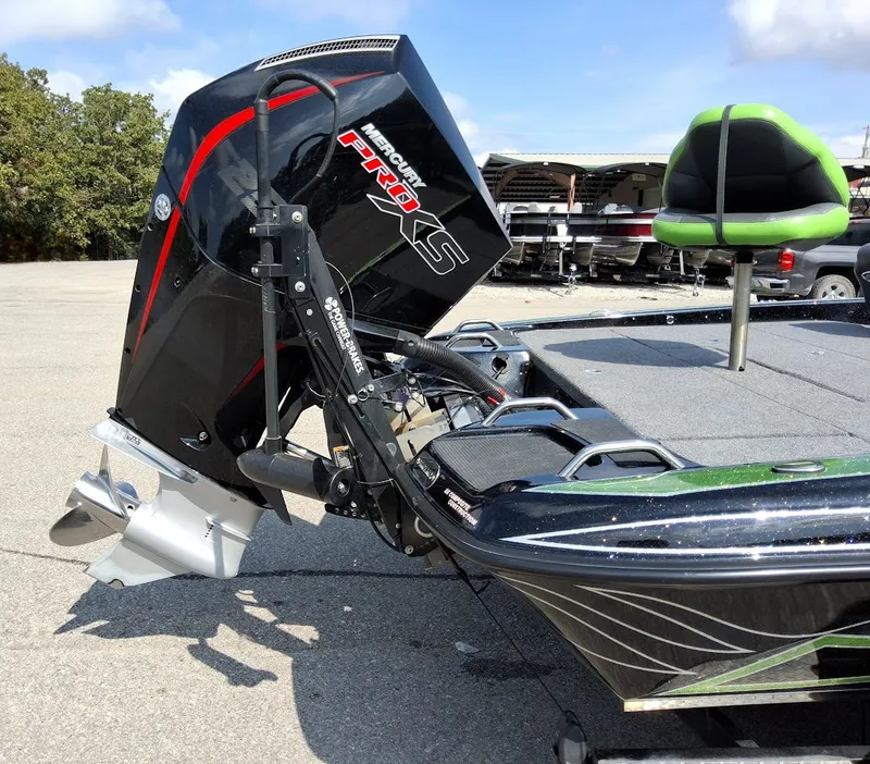 Slide: The Image of Phoenix Bass Boat 920 Elite 2024 - 12