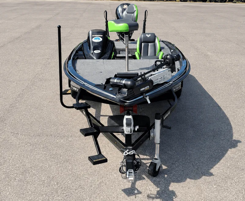 Slide: The Image of Phoenix Bass Boat 920 Elite 2024 - 9