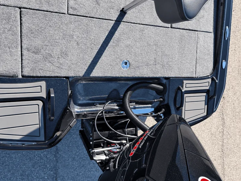 Slide: The Image of Phoenix Bass Boat 21 LXE 2027 - 24
