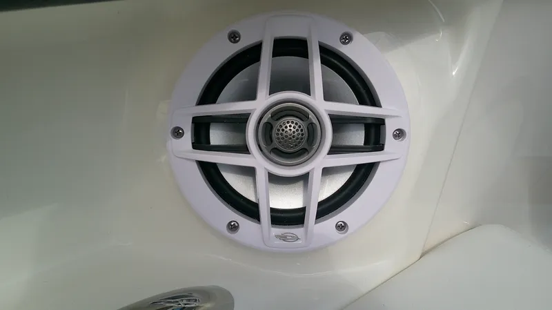 Slide: The Image of Chaparral 23 SSi 2026 - 11