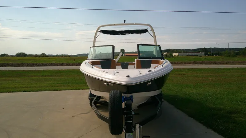 Slide: The Image of Chaparral 23 SSi 2026 - 3