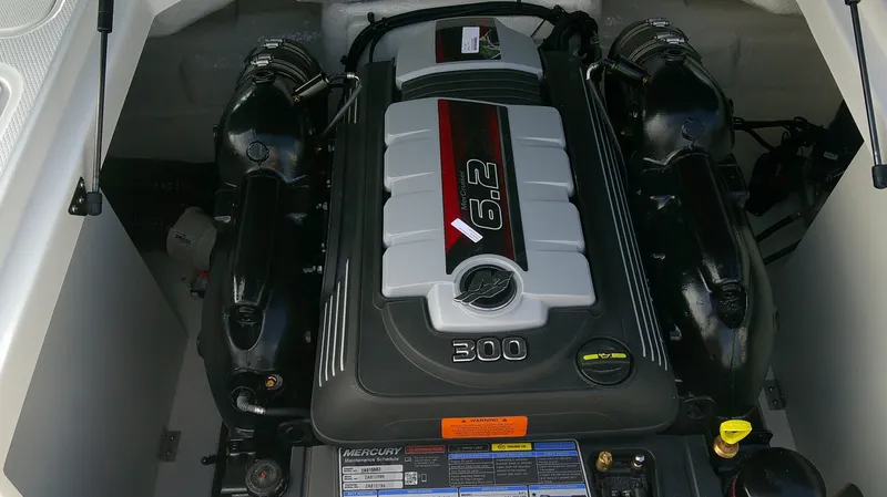 Slide: The Image of Chaparral 23 SSi 2026 - 8