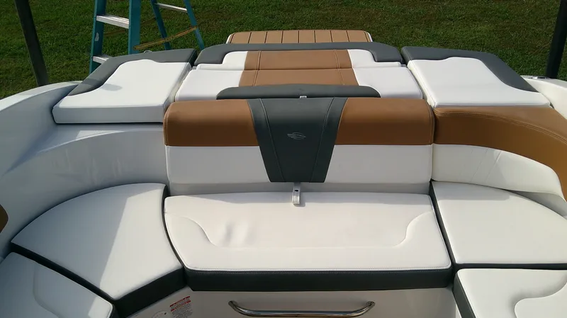 Slide: The Image of Chaparral 23 SSi 2026 - 9