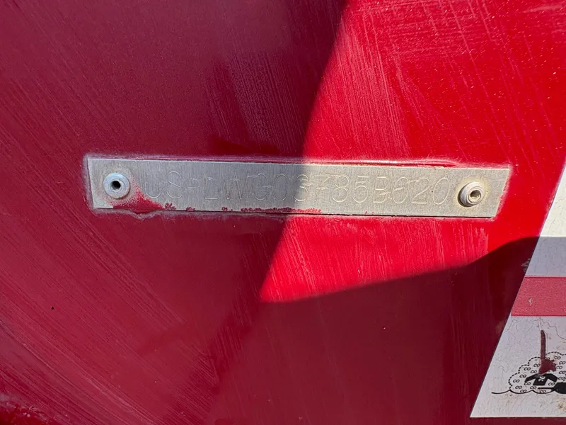 Slide: The Image of Lowe 175 Stinger 2020 - 3