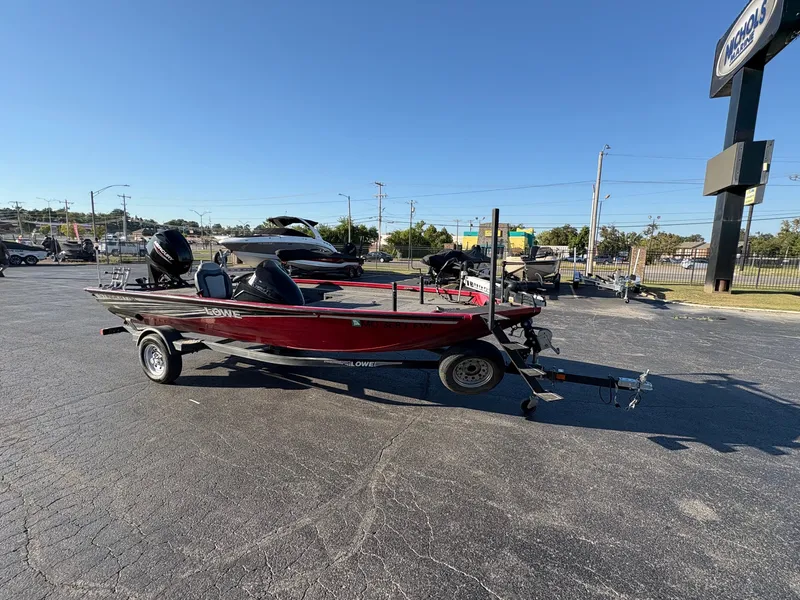 Slide: The Image of Lowe 175 Stinger 2020 - 6