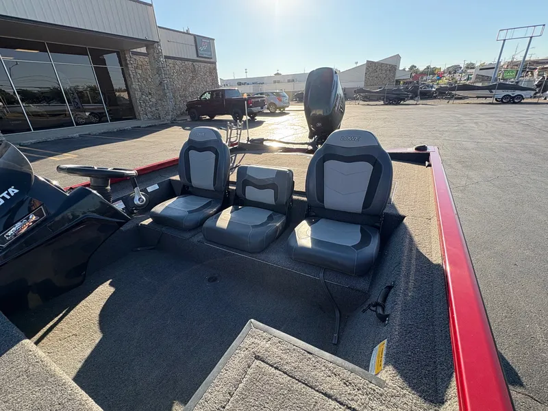 Slide: The Image of Lowe 175 Stinger 2020 - 8