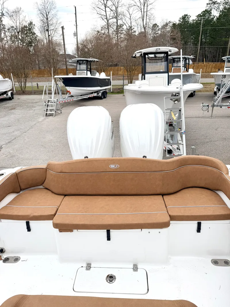 Slide: The Image of Sea Hunt Ultra 275 SE 2025 - 18