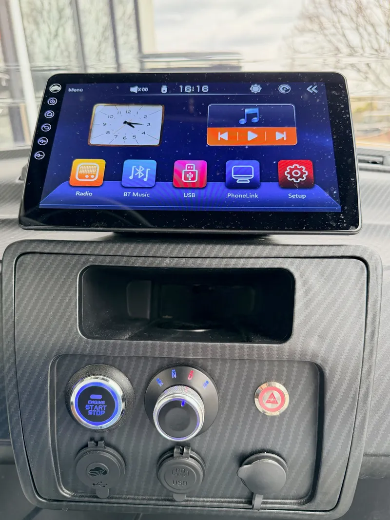 Slide: The Image of Voyager Commander 2026 - 13