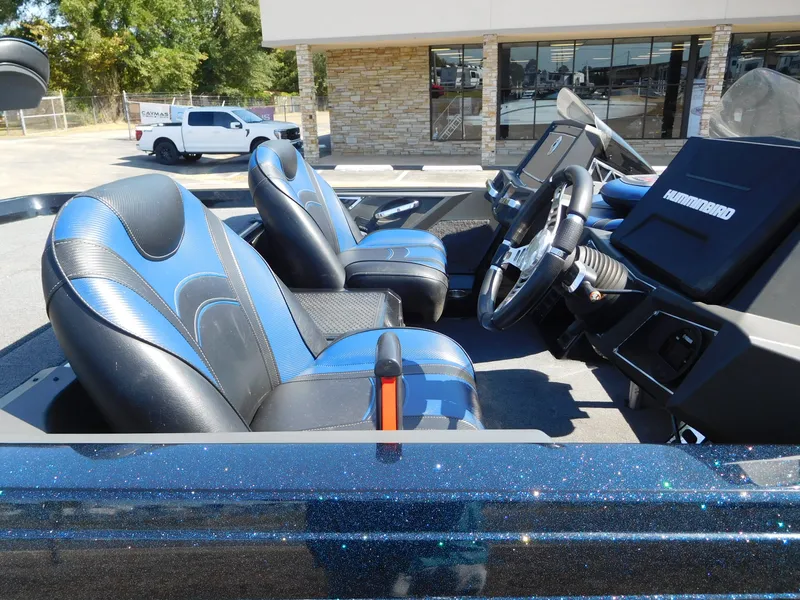 Slide: The Image of Ranger Z521L 2019 - 14