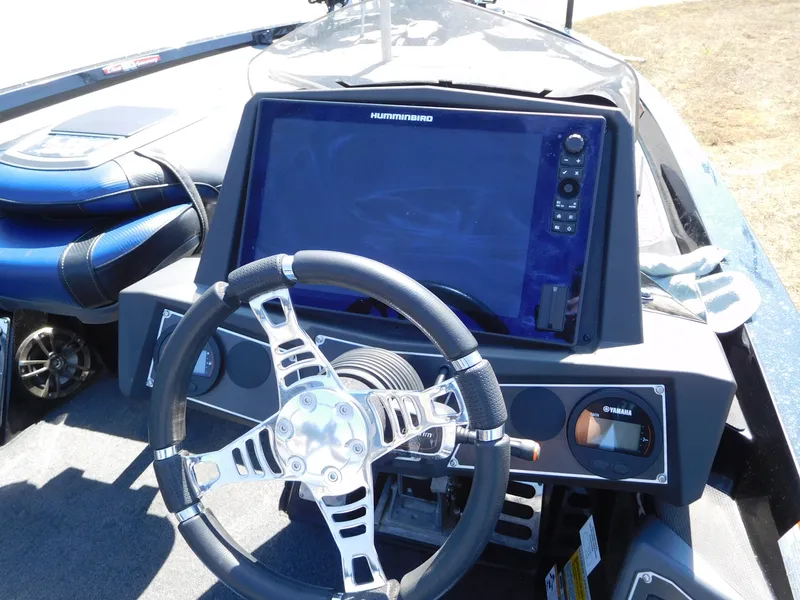 Slide: The Image of Ranger Z521L 2019 - 19