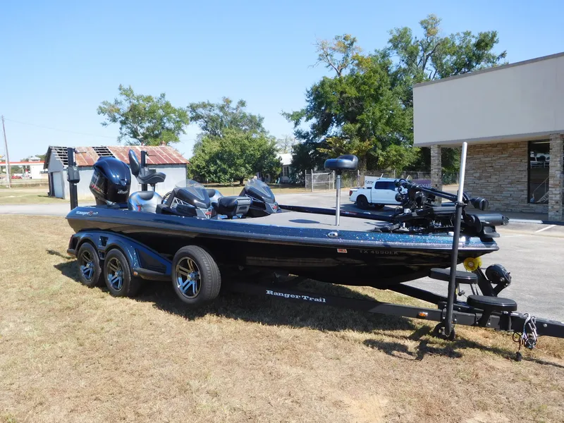 Slide: The Image of Ranger Z521L 2019 - 7