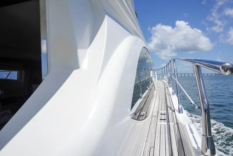 Slide: The Image of Azimut 54 2015 - 36