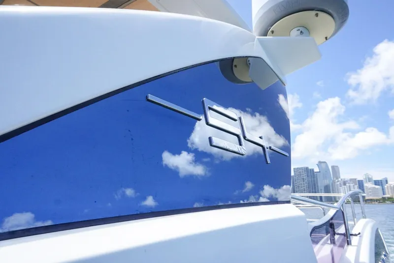 Slide: The Image of Azimut 54 2015 - 40