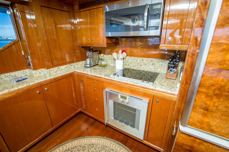 Slide: The Image of Ocean Alexander 80 Cockpit Motoryacht 2009 - 14