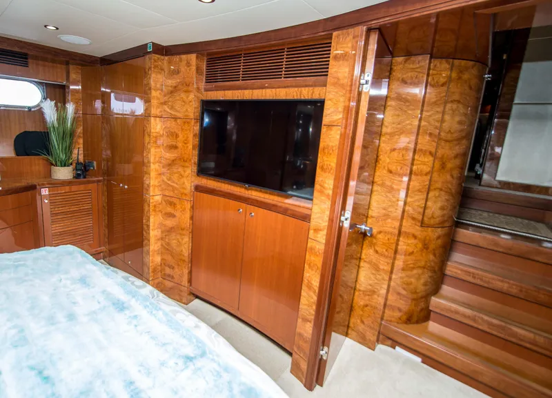 Slide: The Image of Ocean Alexander 80 Cockpit Motoryacht 2009 - 26
