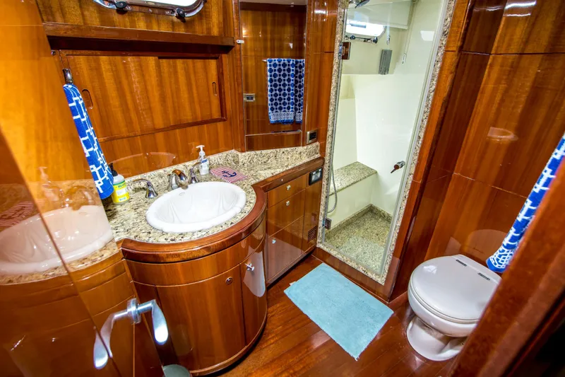 Slide: The Image of Ocean Alexander 80 Cockpit Motoryacht 2009 - 32