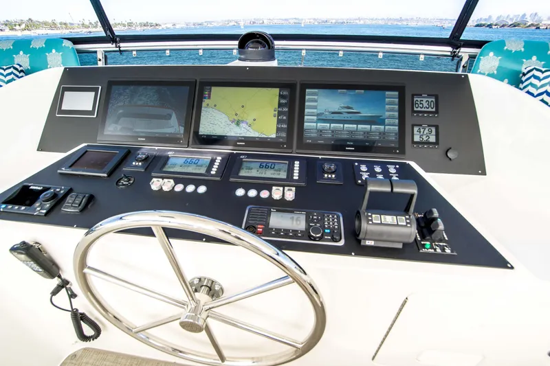 Slide: The Image of Ocean Alexander 80 Cockpit Motoryacht 2009 - 41
