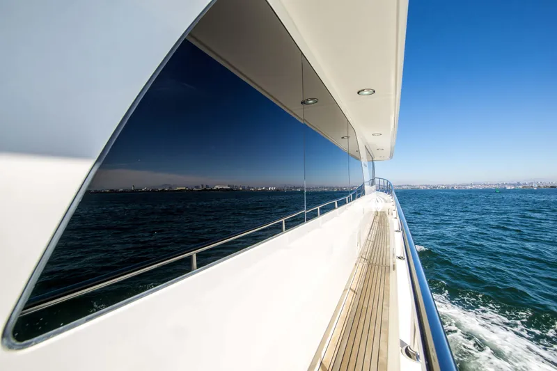 Slide: The Image of Ocean Alexander 80 Cockpit Motoryacht 2009 - 37