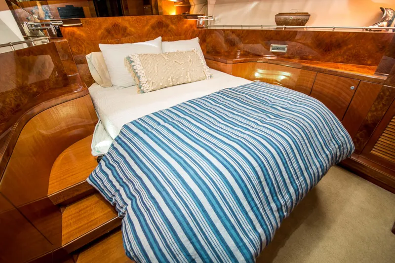Slide: The Image of Ocean Alexander 80 Cockpit Motoryacht 2009 - 30