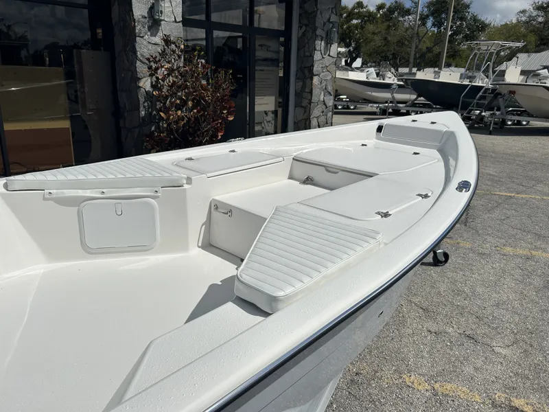 Slide: The Image of Salty Boats Stumpnocker 176 Skiff Tiller Deluxe 2026 - 5