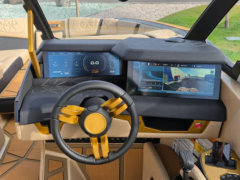 Slide: The Image of Nautique Paragon G25 2027 - 21