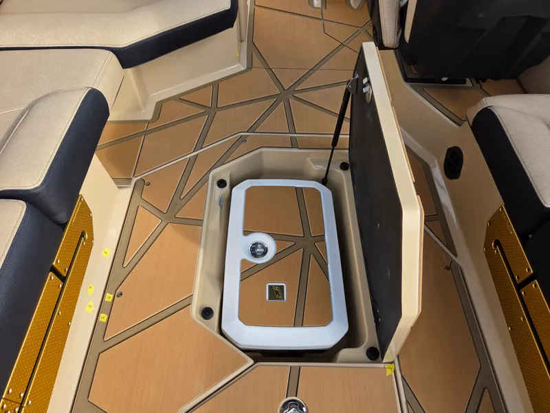 Slide: The Image of Nautique Paragon G25 2027 - 26