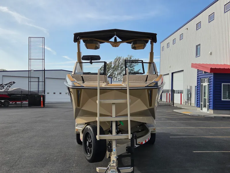 Slide: The Image of Nautique Paragon G25 2027 - 3