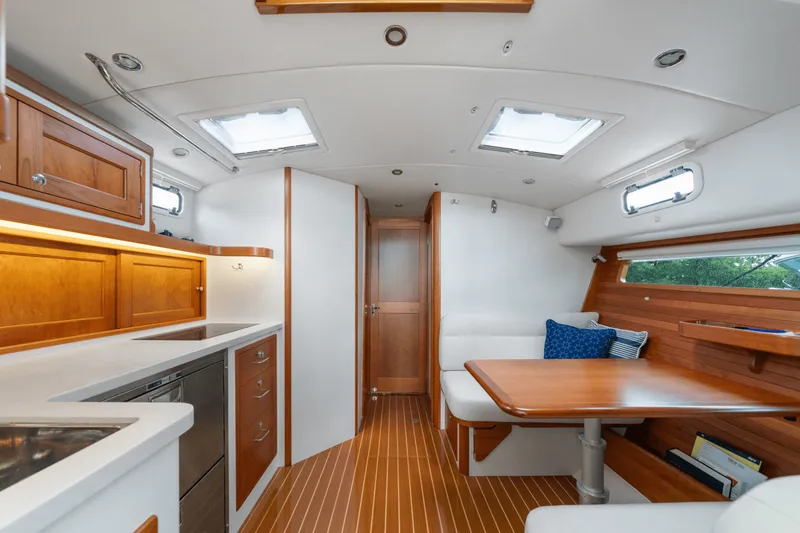 Slide: The Image of MJM 43ZI 2021 - 33