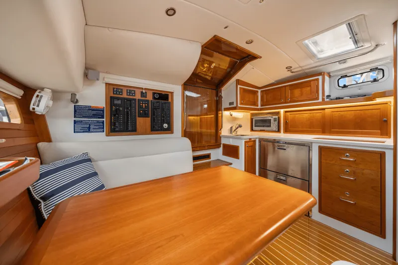 Slide: The Image of MJM 43ZI 2021 - 36