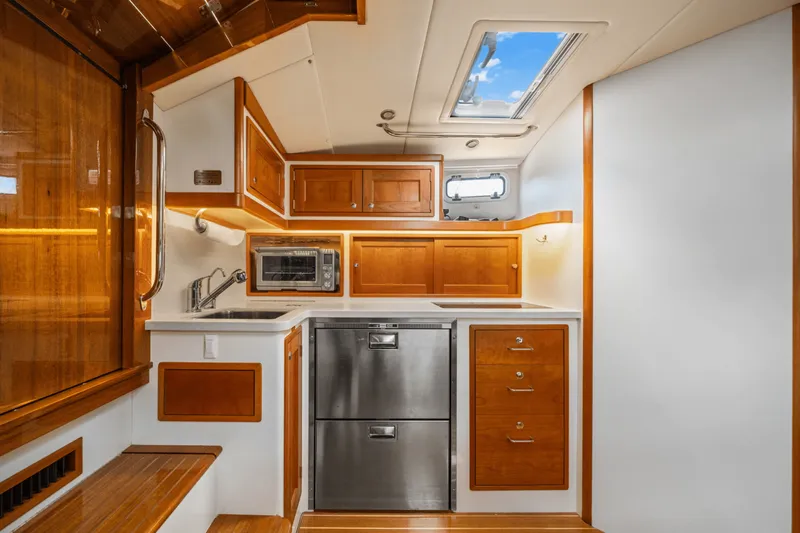 Slide: The Image of MJM 43ZI 2021 - 38