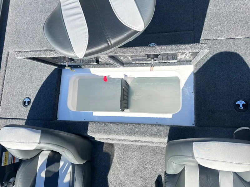 Slide: The Image of Vexus DEFENDER 189 2026 - 13