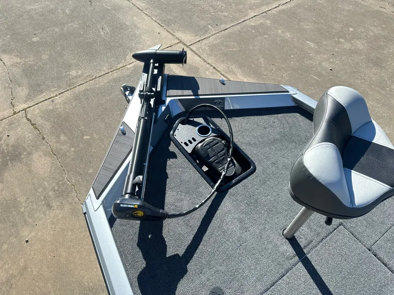 Slide: The Image of Vexus DEFENDER 189 2026 - 6