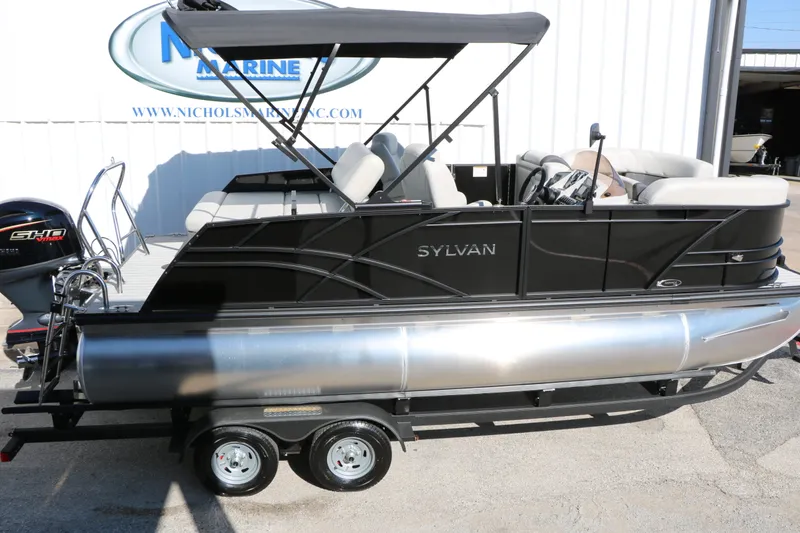 Slide: The Image of Sylvan Mirage 820 CLZ DH Tri-Toon 2026 - 11