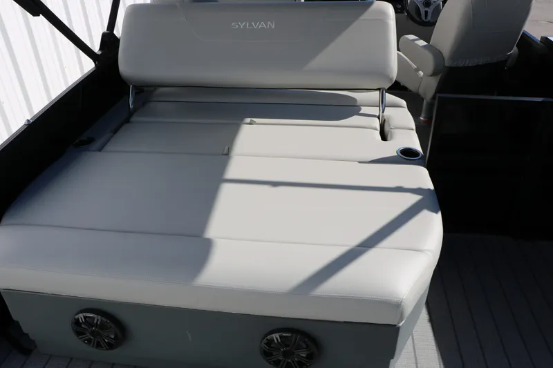 Slide: The Image of Sylvan Mirage 820 CLZ DH Tri-Toon 2026 - 21