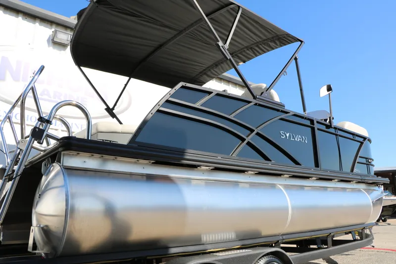 Slide: The Image of Sylvan Mirage 820 CLZ DH Tri-Toon 2026 - 8