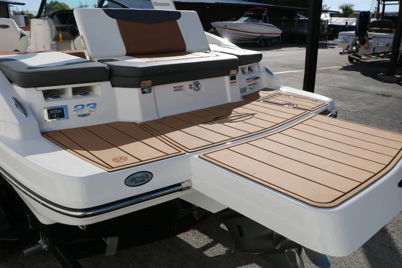 Slide: The Image of Chaparral 23 SSi 2025 - 10