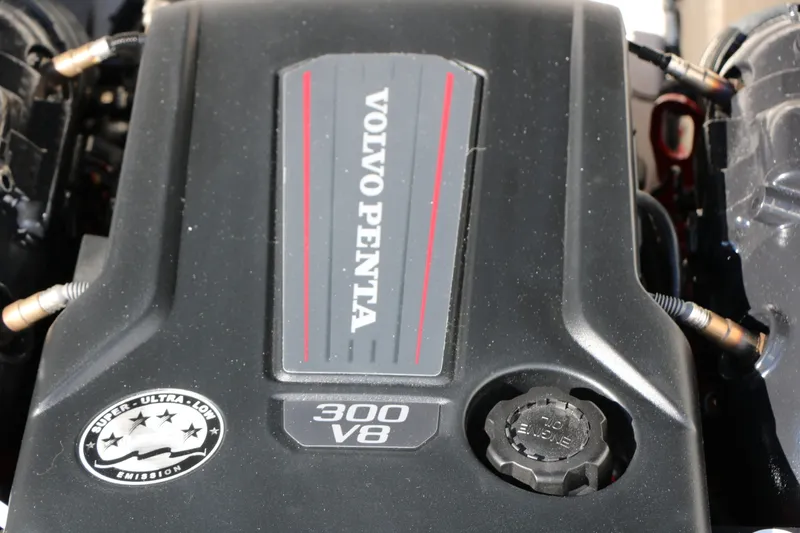 Slide: The Image of Chaparral 23 SSi 2025 - 20