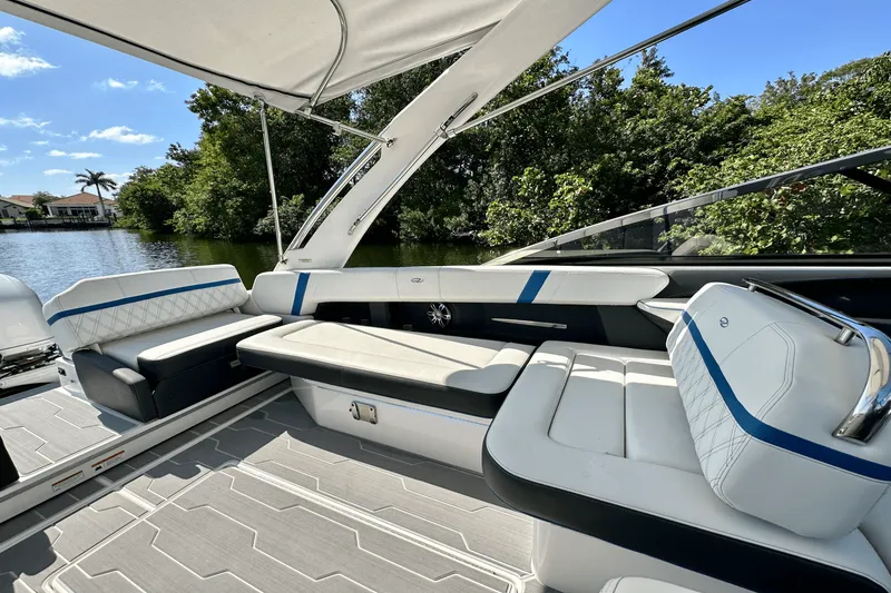 Slide: The Image of Regal 29 OBX 2022 - 18