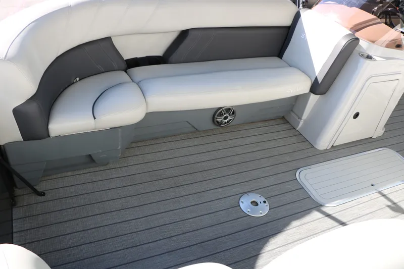 Slide: The Image of Sylvan Mirage X3 Party Fish Tri Toon 2023 - 23