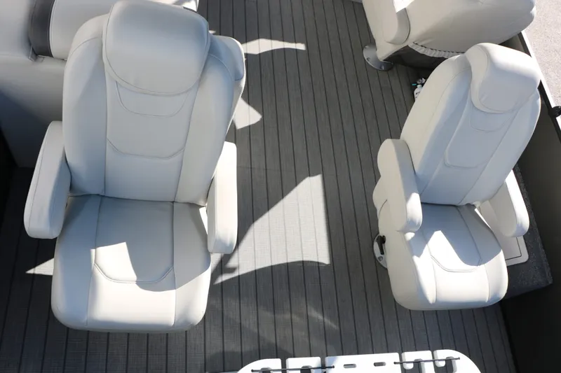 Slide: The Image of Sylvan Mirage X3 Party Fish Tri Toon 2023 - 33