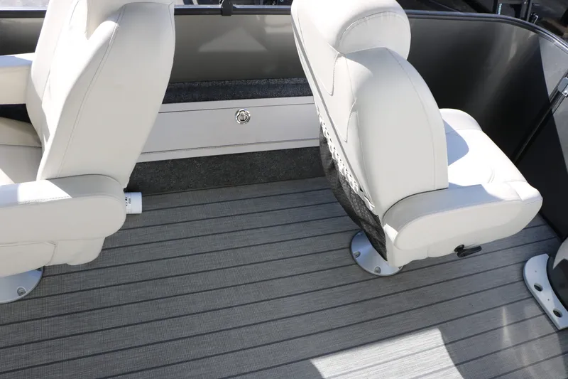 Slide: The Image of Sylvan Mirage X3 Party Fish Tri Toon 2023 - 40