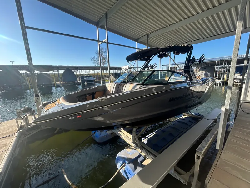 Slide: The Image of MasterCraft X24 2025 - 19