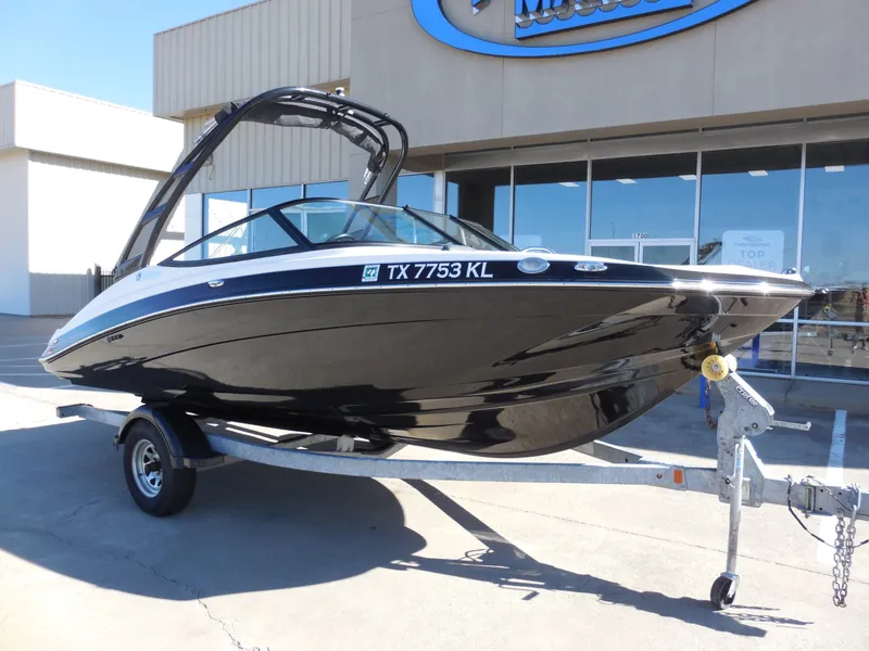 Slide: The Image of Yamaha AR195 2017 - 1