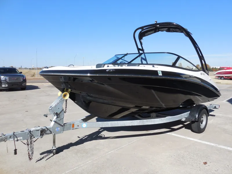 Slide: The Image of Yamaha AR195 2017 - 6