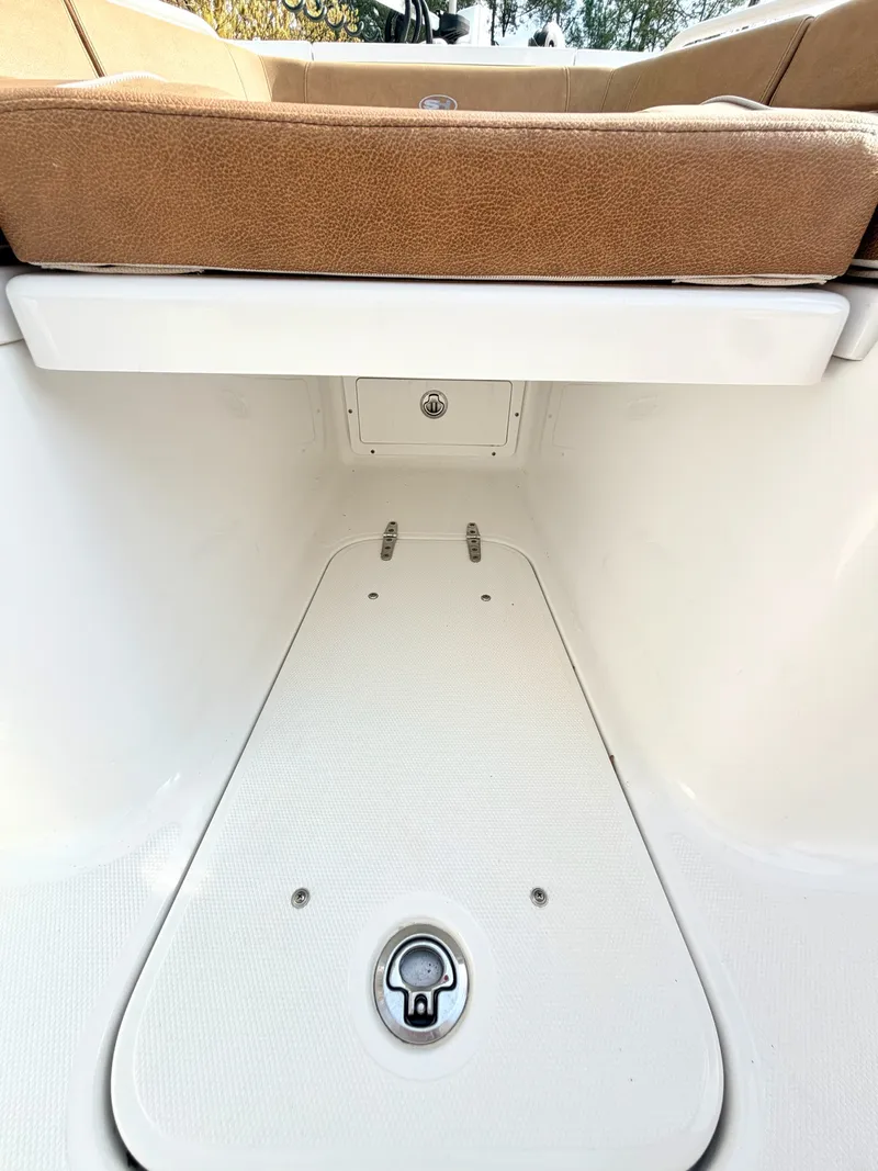 Slide: The Image of Sea Hunt Ultra 255SE 2023 - 22